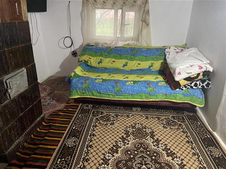 Casă individuală cu 4 camere cu Teren 1400 Mp în Maluri