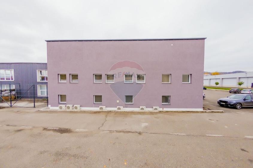 Birou, de 80 mp, în Orașul Vechi
