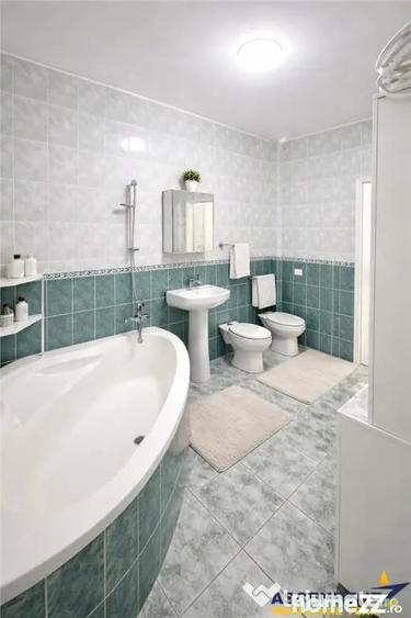 Casa in apreciabil potential,cu terase, curte,gradina echipa - 9