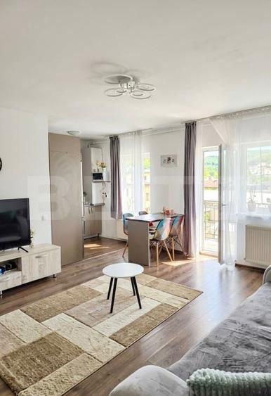 Apartament cu 2 camere semidecomandat, mobilat în Florești — fotografia 1