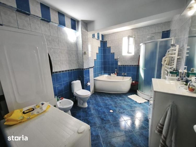 Apartament cu 4 camere în Central