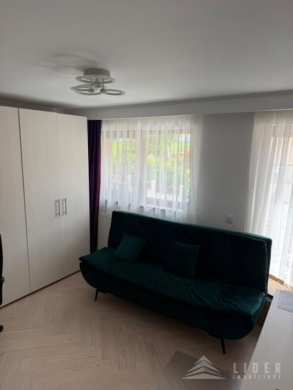 Duplex cu 4 camere cu Canalizare în Borhanci
