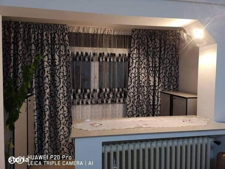 Apartament cu 2 camere decomandat în Sat Vacanță