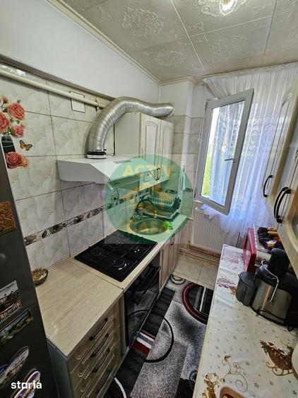 DEVANZARE Apartament cu 3camere decomandate - 1