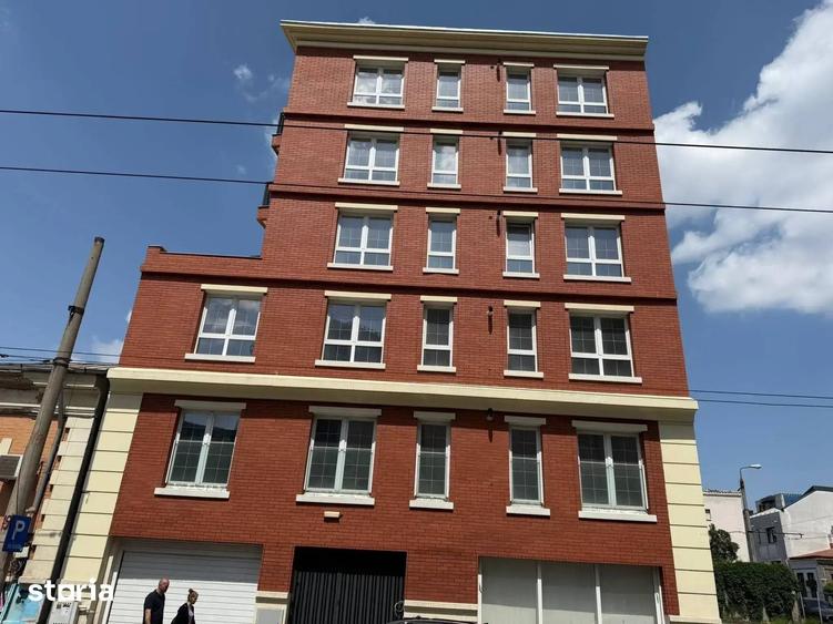 Spațiu comercial, de 694 mp, în Gara de Nord