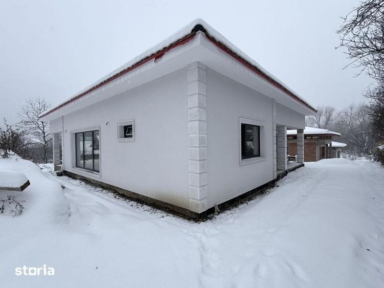 Casă cu 4 camere cu Teren 500 Mp în Gară