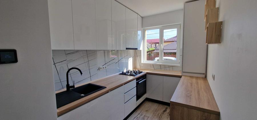 Apartament cu 2 camere semidecomandat în Central
