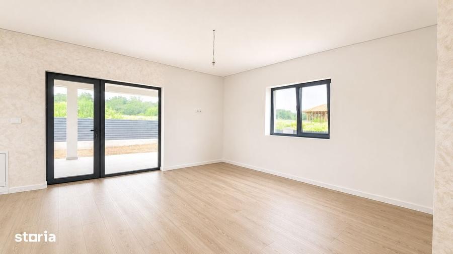 Casă cu 3 camere în Ciurbești