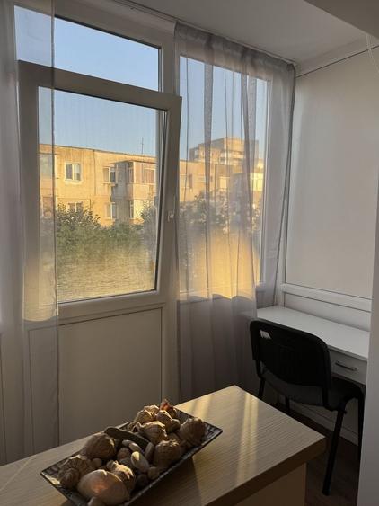 Apartament cu 2 camere semidecomandat în Tomis Nord