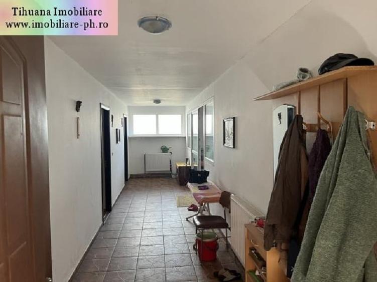 Casă individuală cu 4 camere cu Canalizare în Valea Călugărească