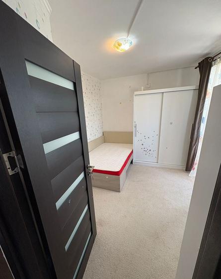 Apartament cu 3 camere decomandat în Ghencea