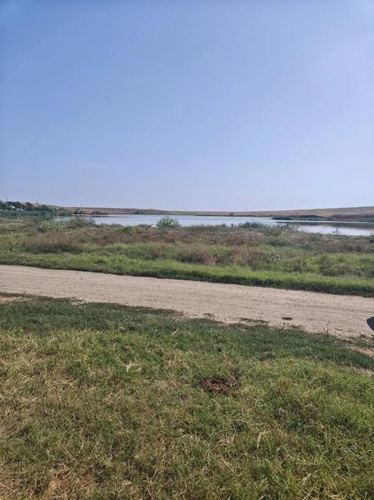 Casă cu Teren 2300 Mp în Răsmirești