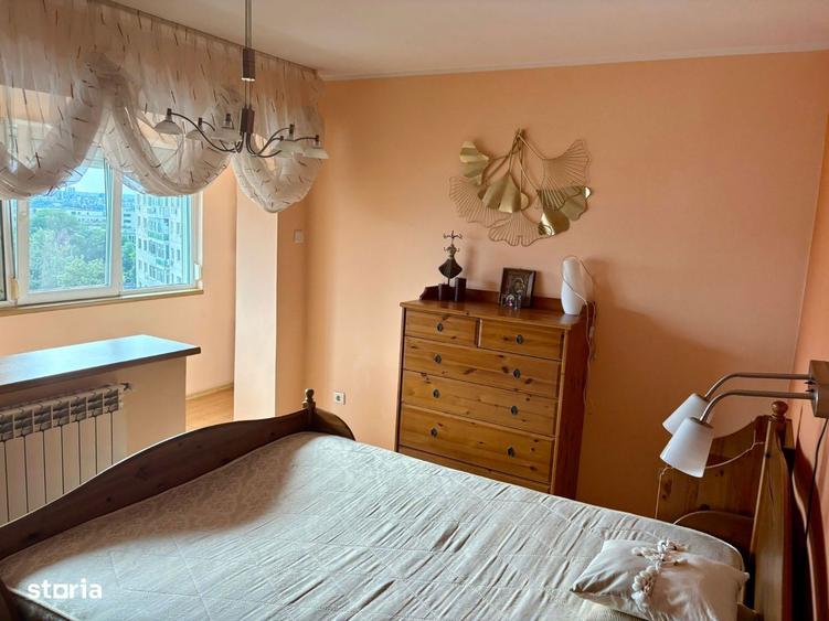 Apartament cu 3 camere, mobilat în Tomis Nord