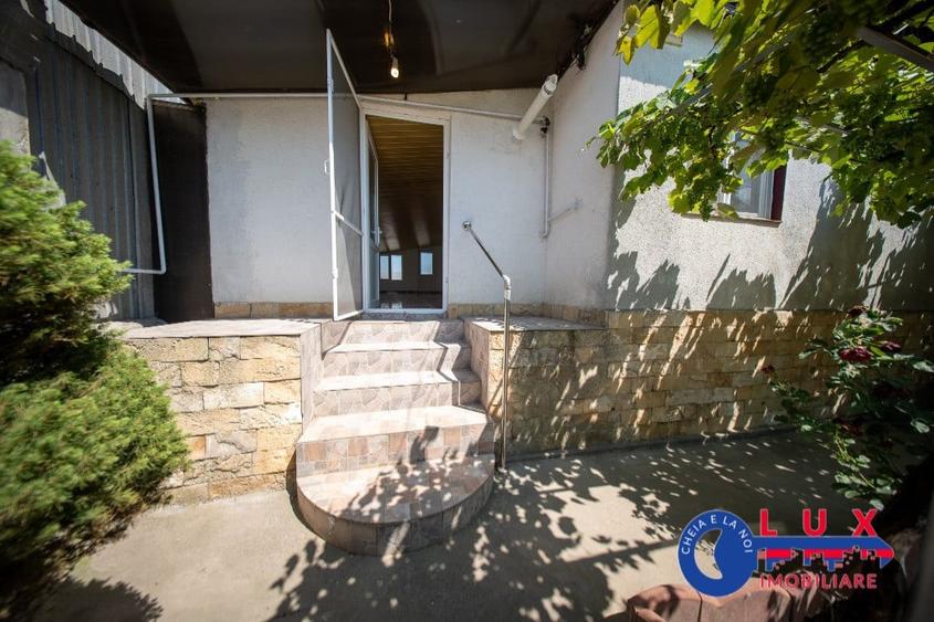 Casă cu 2 camere cu Teren 295 Mp în Babadag