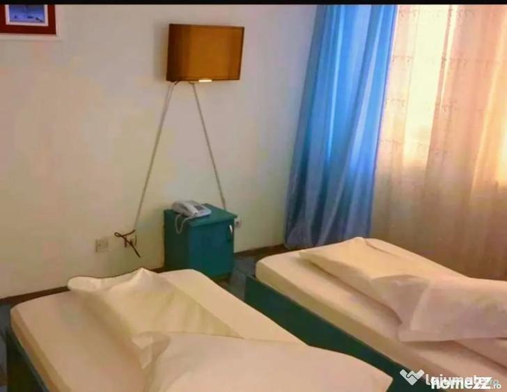 Casă cu 5 camere cu Teren 500 Mp în Central