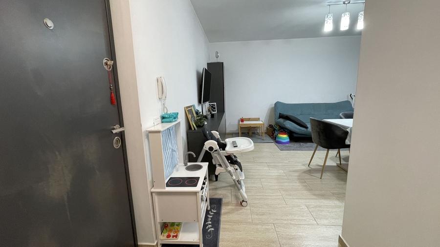 Apartament cu 2 camere decomandat, mobilat în Dumbrăvița