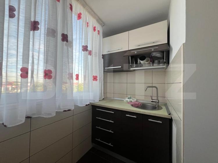 Apartament cu 3 camere de închiriat, 70 mp, zona Nufărul - 3