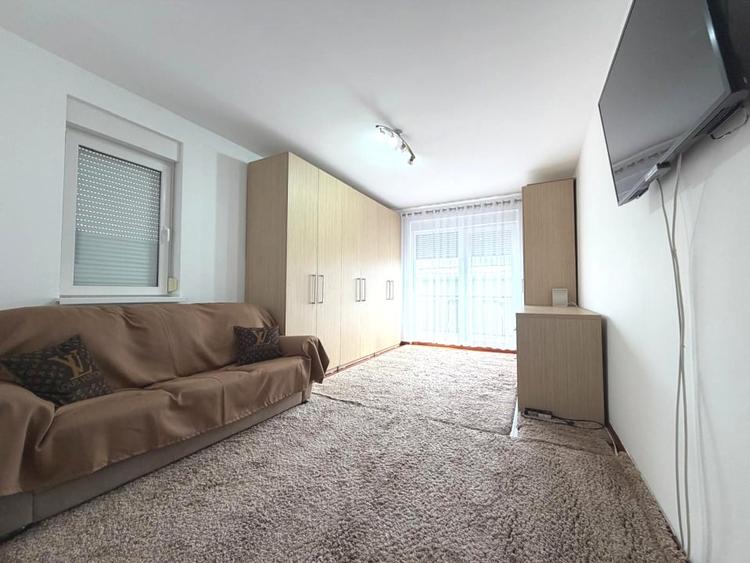 Apartament cu 2 camere decomandat, mobilat în Cetate