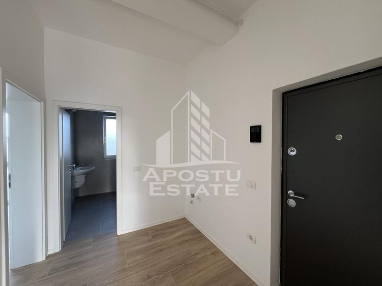 Spațiu comercial, de 77 mp, în Torontalului