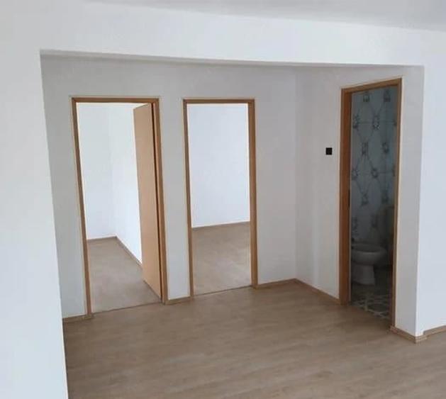Spațiu comercial, de 80 mp, în Central