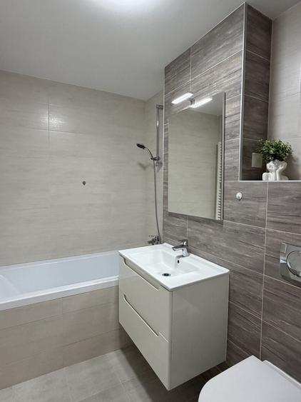 Apartament cu 3 camere în Dorobanți