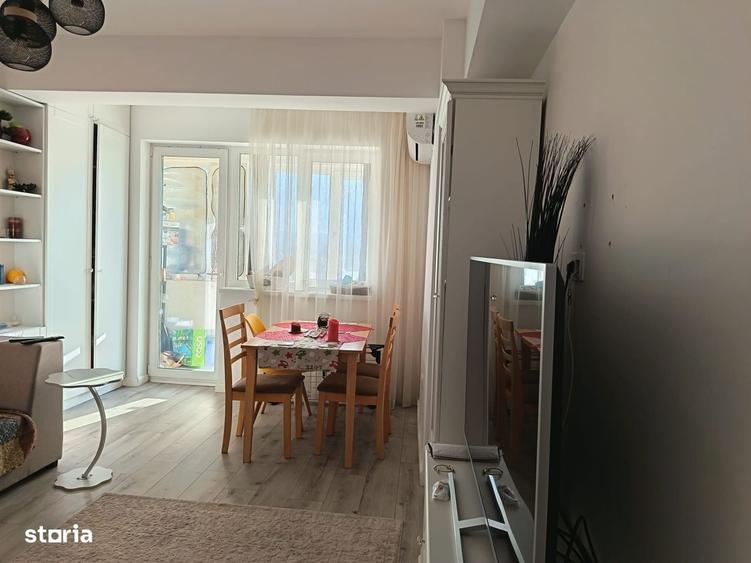 Apartament cu 2 camere decomandat în Calea Moldovei