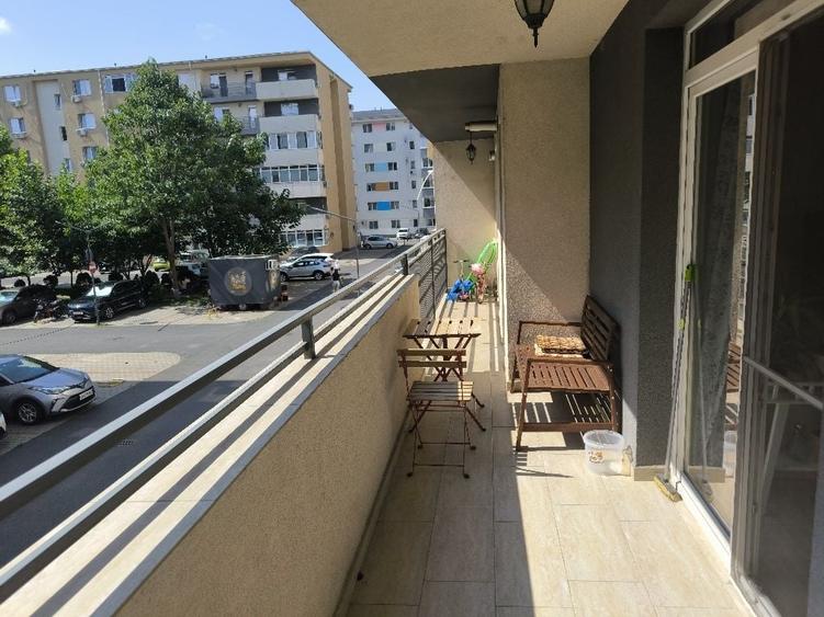 Apartament cu 2 camere decomandat în Runcu