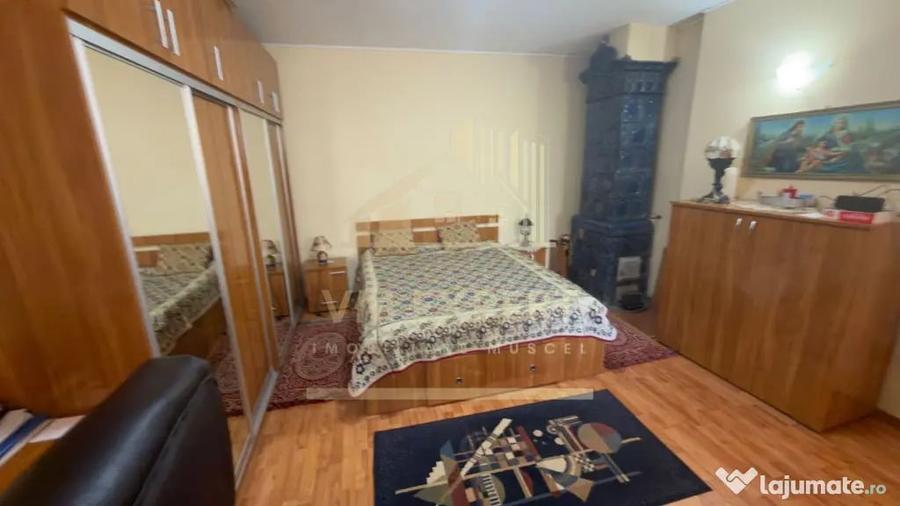 Casă cu 6 camere cu Teren 456 Mp în Ultracentral