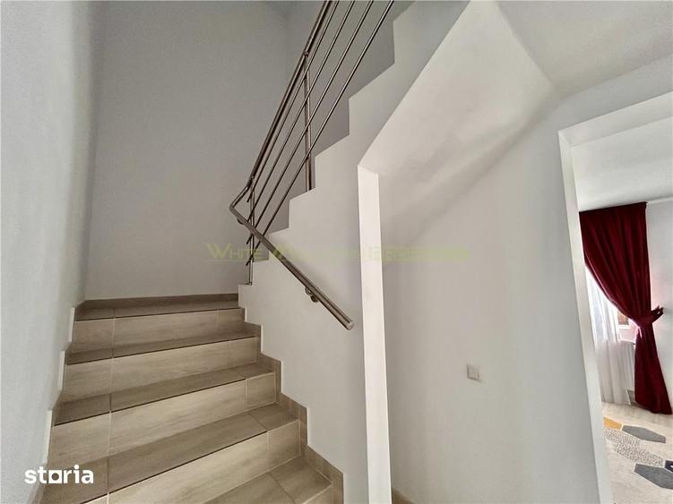 Casă cu 4 camere cu Canalizare în Sânpetru