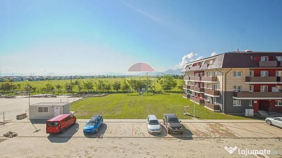 Apartament cu 3 camere decomandat în Sânpetru