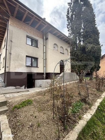 Casă cu 4 camere în Central