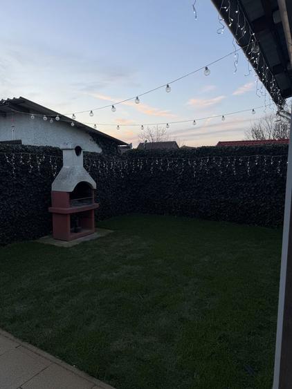 Casă cu 4 camere în Căpleni