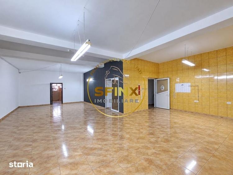 Casă cu 9 camere cu Teren 500 Mp în Mogoșoaia