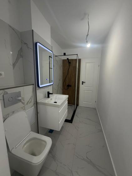 Apartament cu 2 camere semidecomandat în Titan