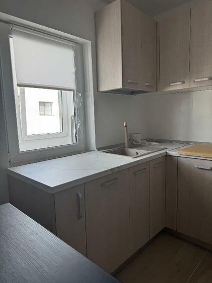 Apartament cu 2 camere decomandat, mobilat în Primăverii