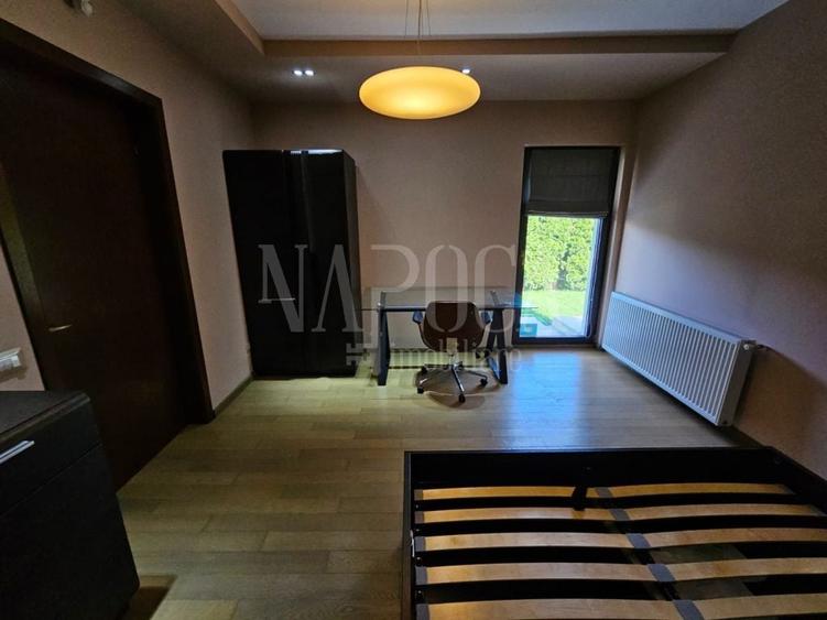 Casă individuală cu 6 camere cu Canalizare în Gruia