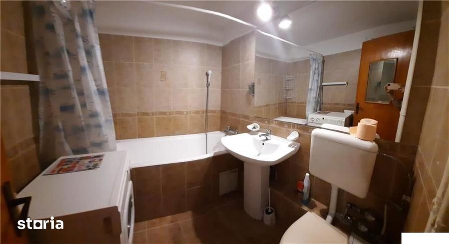 Apartament cu 2 camere decomandat în Crângași