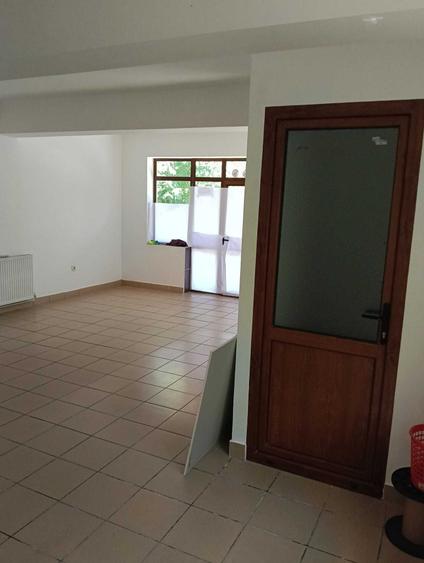 Spațiu comercial, de 40 mp, în Central