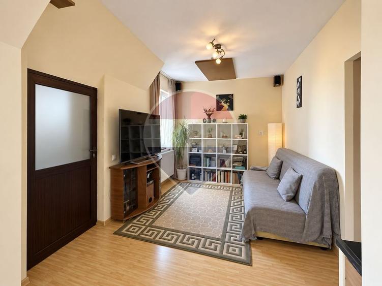 Apartament cu 3 camere în Centrul Istoric