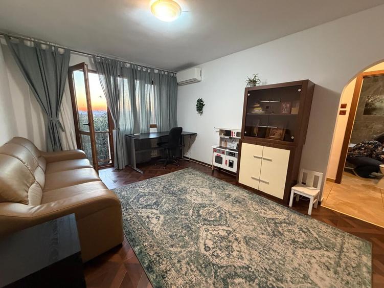Apartament cu 2 camere semidecomandat în Titan