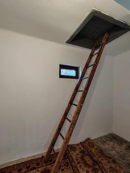 Casă individuală cu 3 camere cu Garaj în Finteușu Mic