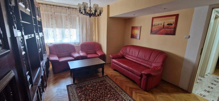 Apartament cu 2 camere decomandat în Ștrand