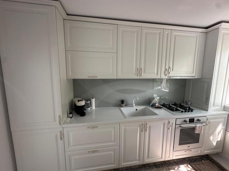 Apartament cu 2 camere decomandat în Florești