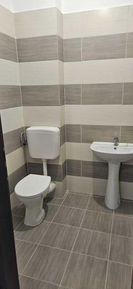 Apartament cu 3 camere decomandat, mobilat în Rahova