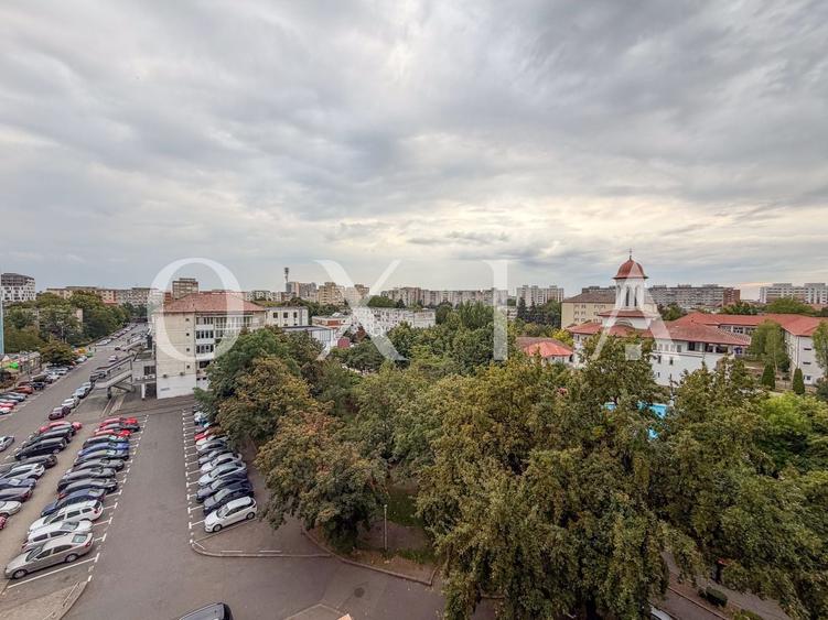Apartament cu 3 camere decomandat, mobilat în Dacia