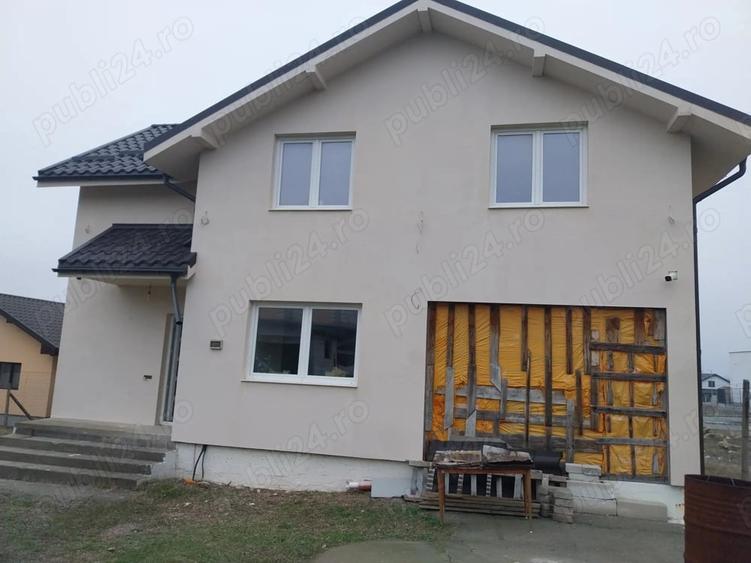 Casă cu Teren 252 Mp în Valu lui Traian