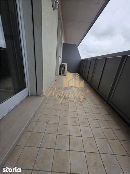 Apartament cu 3 camere nedecomandat, mobilat în Circumvalațiunii