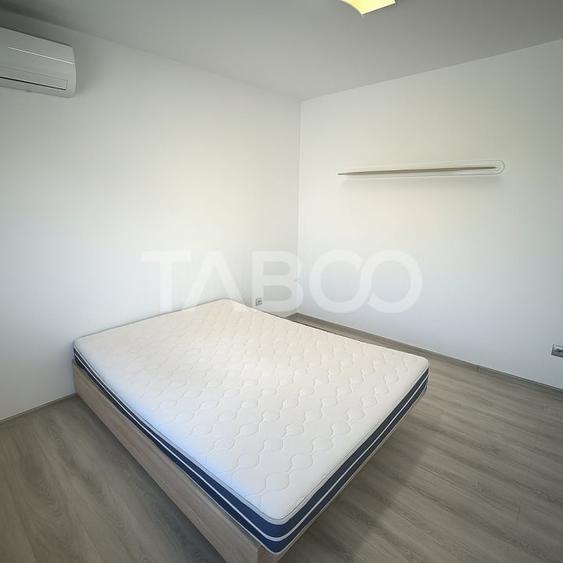 Apartament cu 3 camere decomandat, mobilat în Ștrand