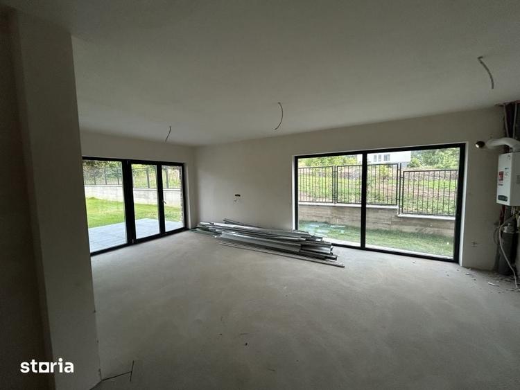 Casă cu 5 camere cu Teren 400 Mp în Făget