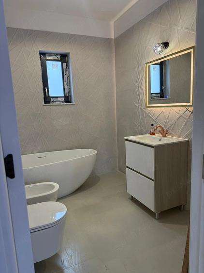 Casă cu 2 camere cu Teren 400 Mp în Central